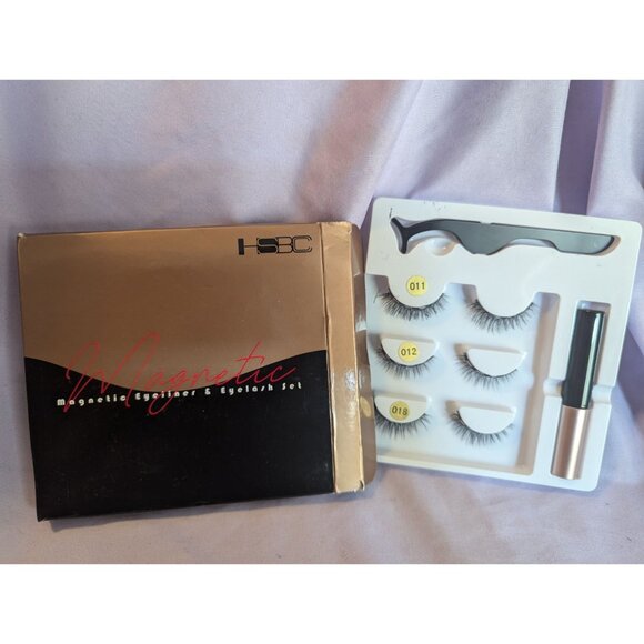 HSBC Magnetic Eyeliner & Eyelash Set With Applicator & 3 Lash Styles - Picture 1 of 2